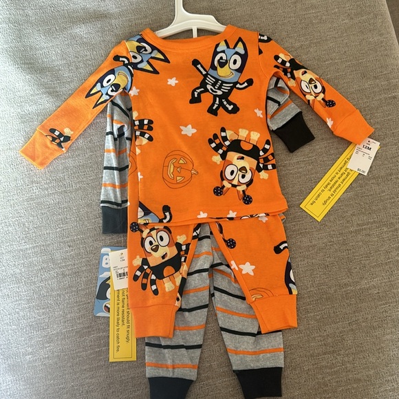 2 pair of Bluey Halloween pajamas Size 12 mo. NWT. - Picture 4 of 7